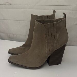Women's Size 10 Qupid Tan Ankle Boots Slay Gore Taupe Style